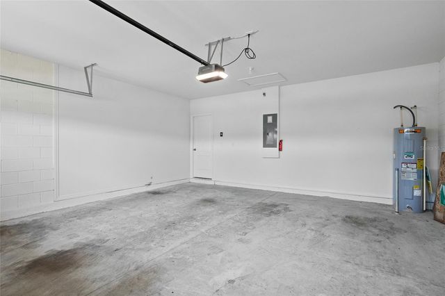 2143 KALIN WAY, Tavares, FL 32778