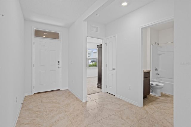 2143 KALIN WAY, Tavares, FL 32778