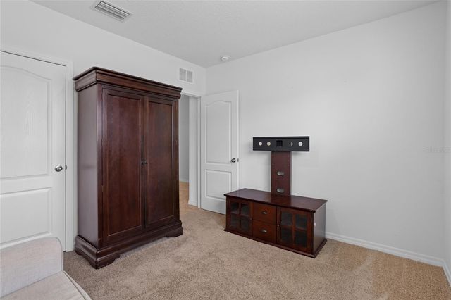 2143 KALIN WAY, Tavares, FL 32778