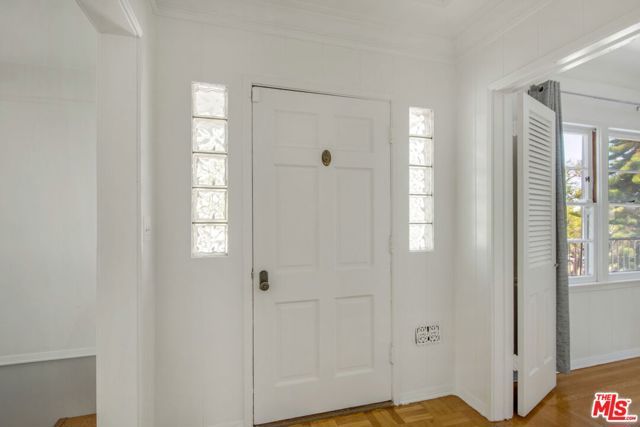 5039 Marburn Avenue, Los Angeles, CA 90043