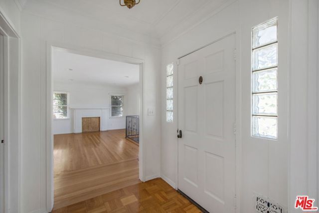 5039 Marburn Avenue, Los Angeles, CA 90043