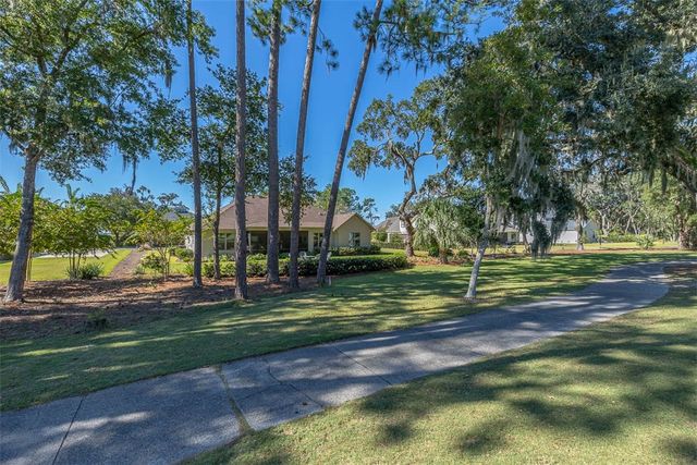 930 Champney, St Simons Island, GA 31522