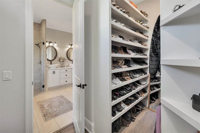 930 Champney, St Simons Island, GA 31522