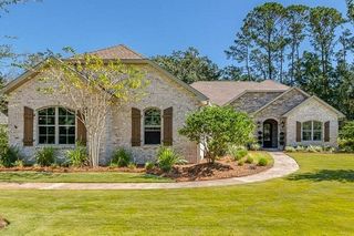 930 Champney, St Simons Island, GA 31522