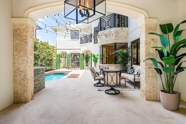 662 Boca Marina Court, Boca Raton, FL 33487