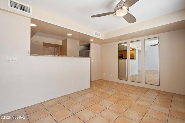 3135 E Sampras Lane, Tucson, AZ 85716