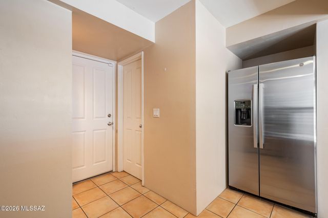 3135 E Sampras Lane, Tucson, AZ 85716