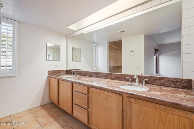 3135 E Sampras Lane, Tucson, AZ 85716