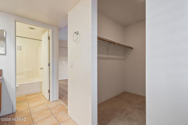 3135 E Sampras Lane, Tucson, AZ 85716