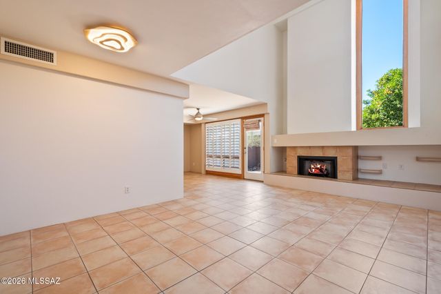 3135 E Sampras Lane, Tucson, AZ 85716