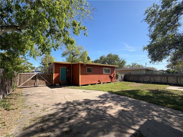 418 Waverly Dr, Corpus Christi, TX 78412