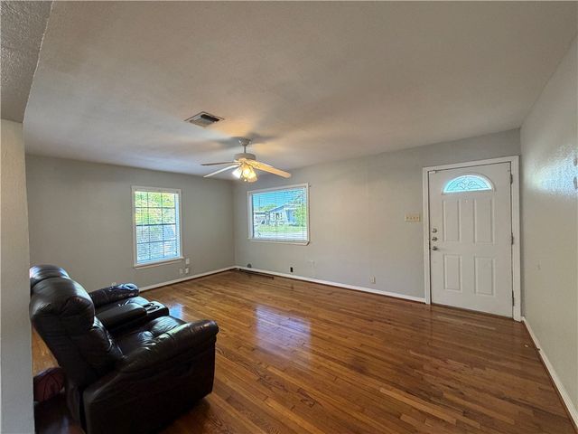 418 Waverly Dr, Corpus Christi, TX 78412