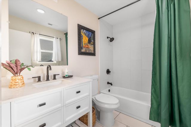 4508 Douglas Macarthur Road NE, Albuquerque, NM 87110