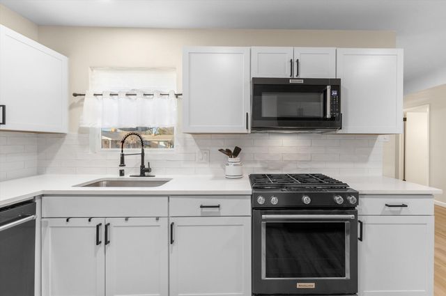 4508 Douglas Macarthur Road NE, Albuquerque, NM 87110