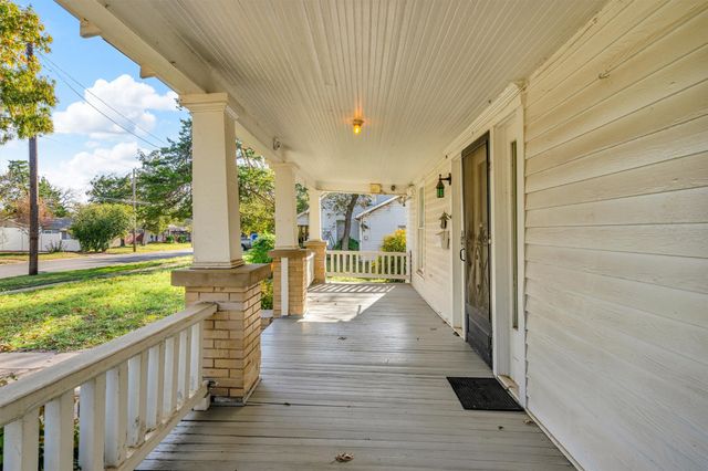 113 Williams Street, Waxahachie, TX 75165