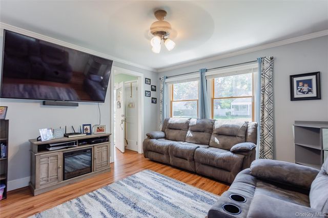 77 N Summit Avenue, Patchogue, NY 11772