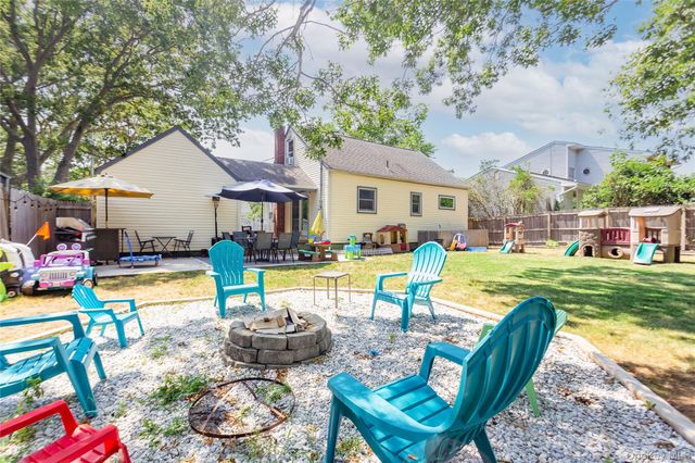 77 N Summit Avenue, Patchogue, NY 11772