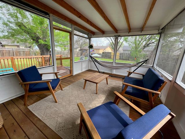 2511 E Stassney LN, Austin, TX 78744