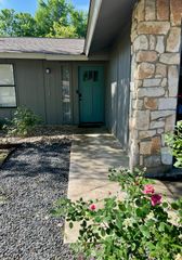 2511 E Stassney LN, Austin, TX 78744