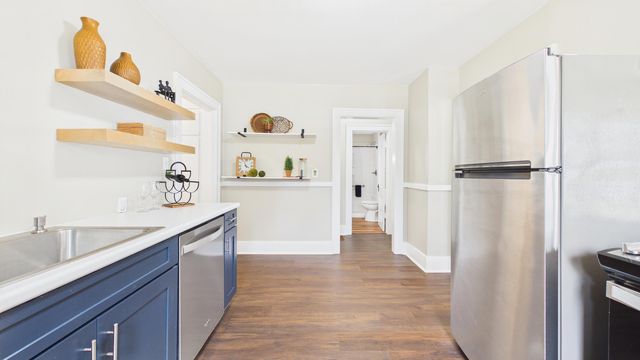 410 Adams Avenue, Muskegon City, MI 49442