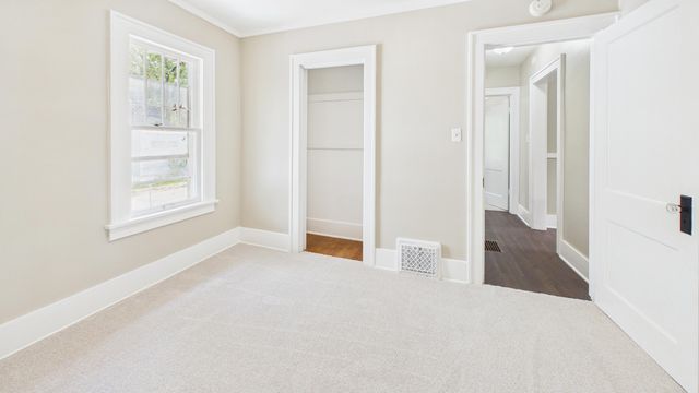 410 Adams Avenue, Muskegon City, MI 49442