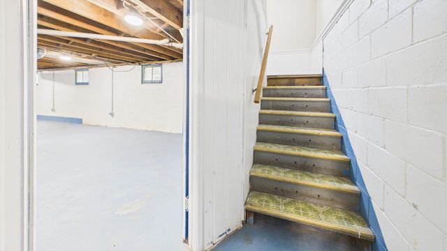 410 Adams Avenue, Muskegon City, MI 49442