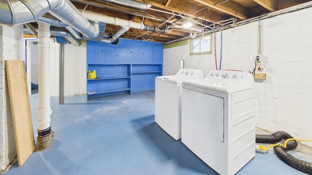 410 Adams Avenue, Muskegon City, MI 49442