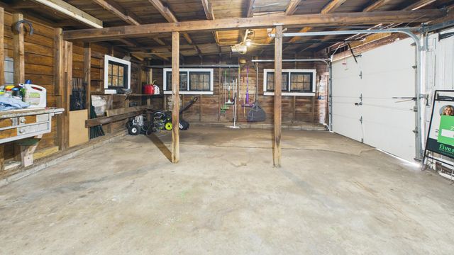 410 Adams Avenue, Muskegon City, MI 49442