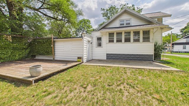 410 Adams Avenue, Muskegon City, MI 49442