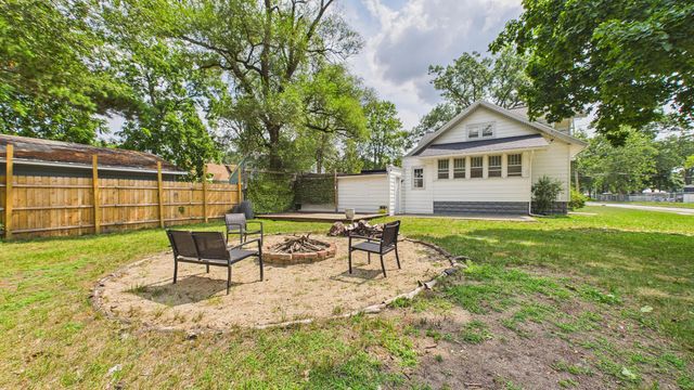 410 Adams Avenue, Muskegon City, MI 49442