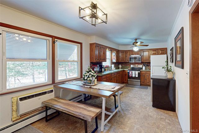 3 Easy Street, Hopewell Junction, NY 12533