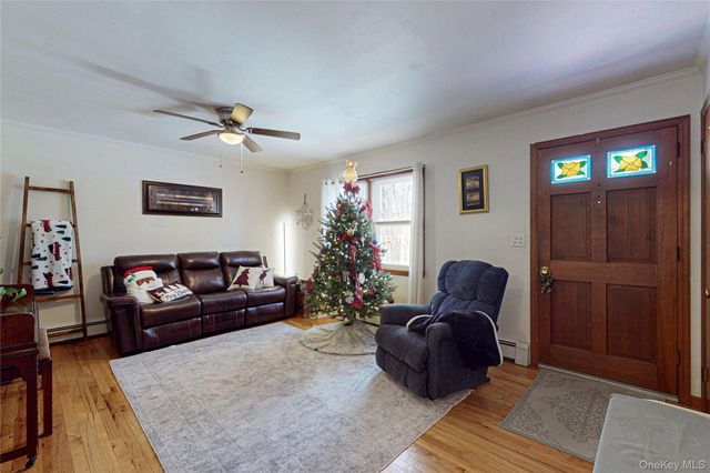 3 Easy Street, Hopewell Junction, NY 12533