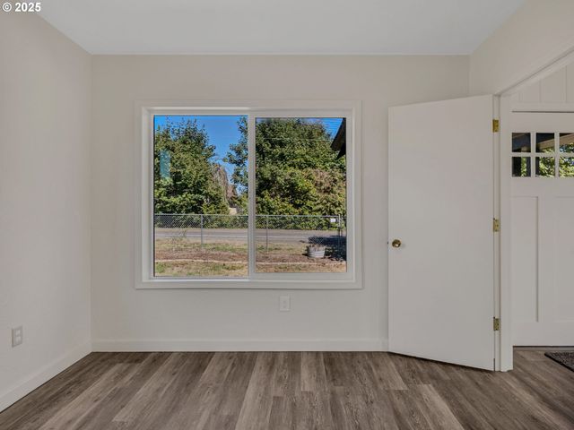 18223 S SPRINGWATER Rd, Estacada, OR 97023