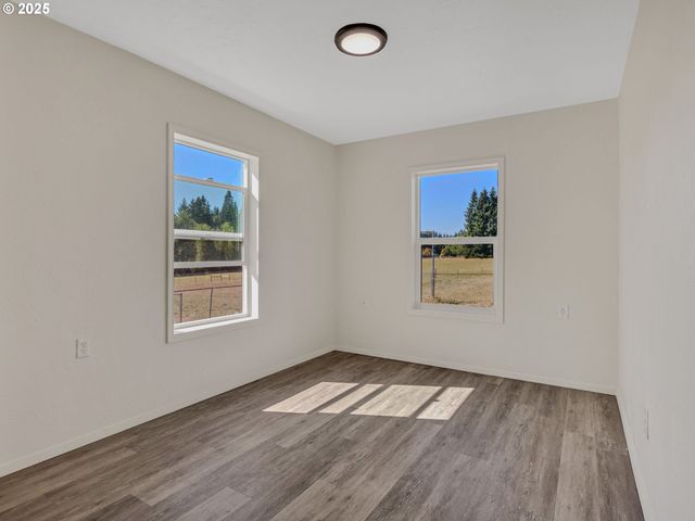 18223 S SPRINGWATER Rd, Estacada, OR 97023