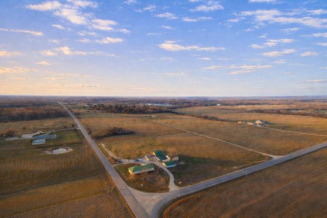 9396 Hwy Zz, Mountain Grove, MO 65711