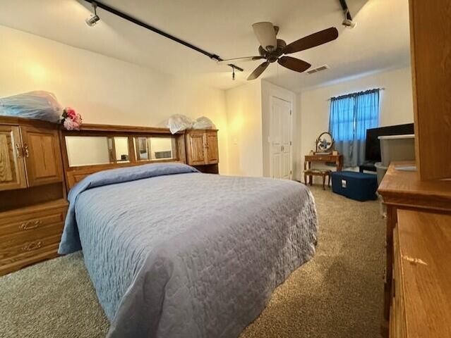 9396 Hwy Zz, Mountain Grove, MO 65711