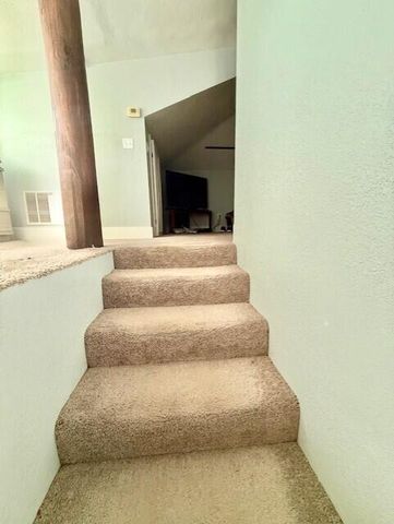 9396 Hwy Zz, Mountain Grove, MO 65711