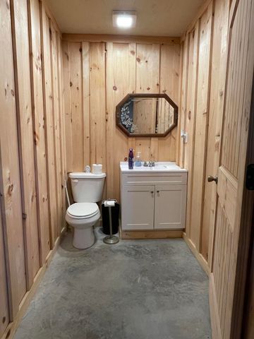 9396 Hwy Zz, Mountain Grove, MO 65711