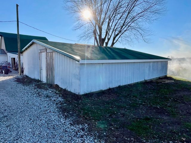 9396 Hwy Zz, Mountain Grove, MO 65711