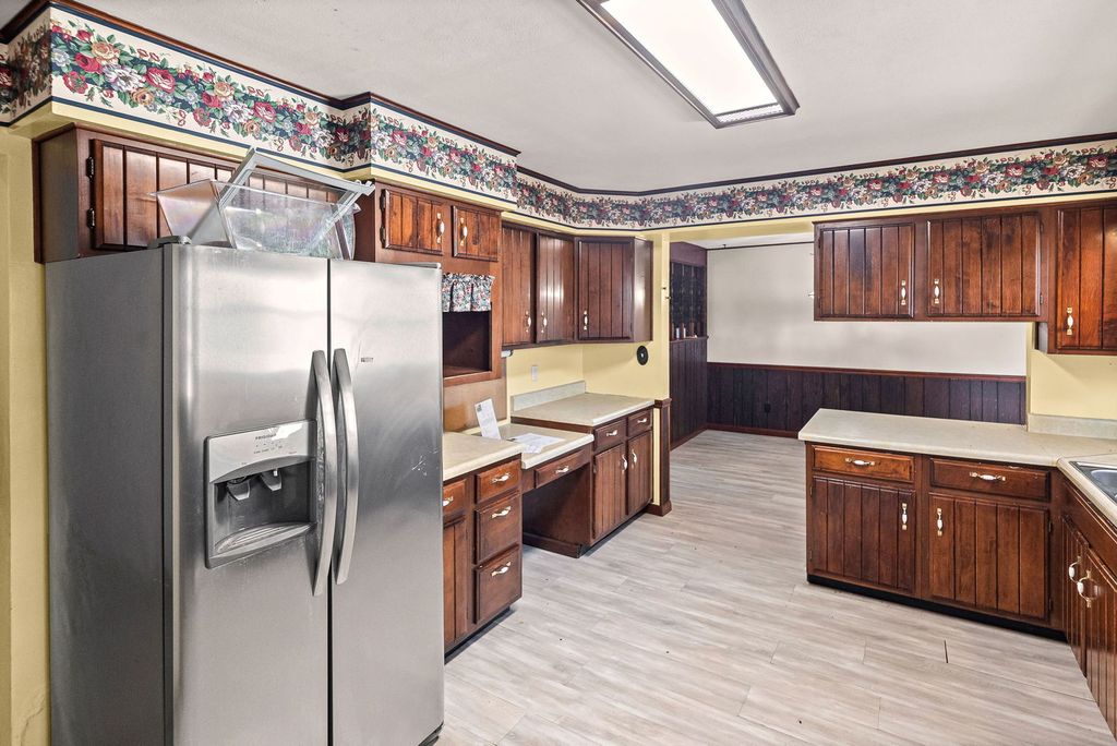 Image 26 of property listing at 17 CRESTWOOD Lane, Centralia, IL 62801