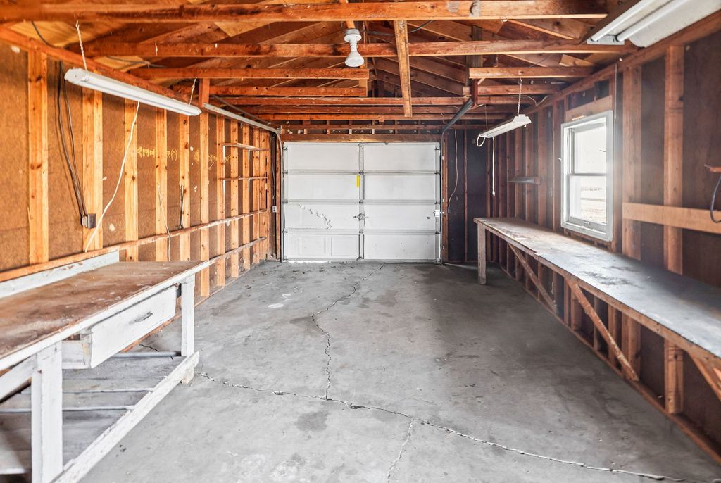 Image 10 of property listing at 17 CRESTWOOD Lane, Centralia, IL 62801