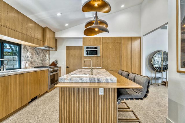 17 Lincoln Place, Rancho Mirage, CA 92270
