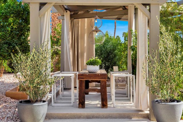17 Lincoln Place, Rancho Mirage, CA 92270