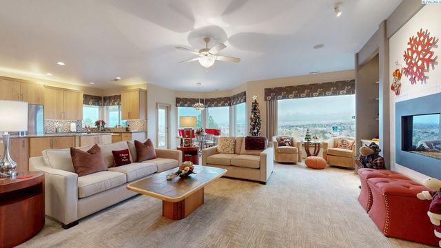 1244 Glenwood Court, Richland, WA 99352