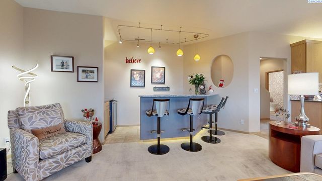 1244 Glenwood Court, Richland, WA 99352