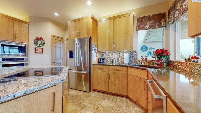 1244 Glenwood Court, Richland, WA 99352