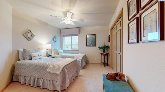 1244 Glenwood Court, Richland, WA 99352