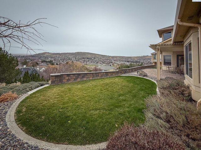 1244 Glenwood Court, Richland, WA 99352