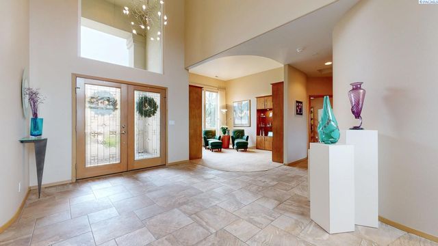 1244 Glenwood Court, Richland, WA 99352