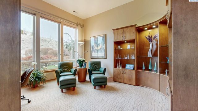 1244 Glenwood Court, Richland, WA 99352